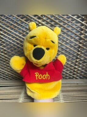 Winnie the Pooh Bear Hand Glove Puppet Disney Mattel Plush Full Bodied Soft Toy
